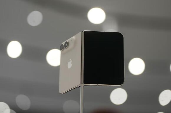 One Tech Tip: As Apple's Duo phone is released, here are dos and do n'ts for folding phones