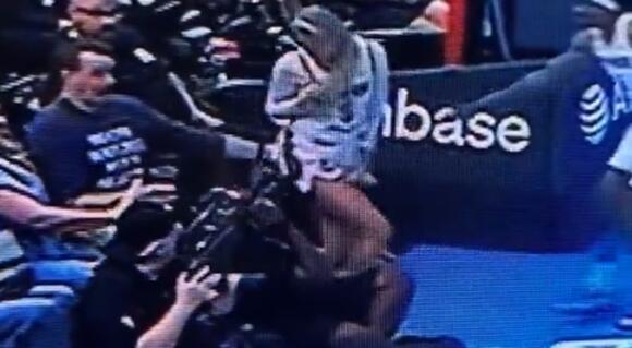 Sophie Cunningham trends after accidentally sitting on cameraman's face  during Fever win [VIDEO] - NewsBreak