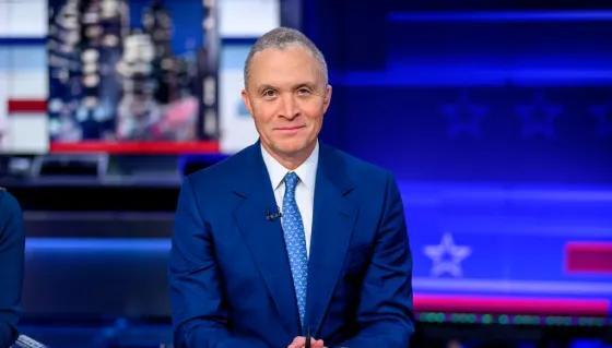 You're White, Right?' Fox News Host Pressures Black Co-Host Harold Ford Jr. To Wear 'White Dudes For Harris' Hat - NewsBreak