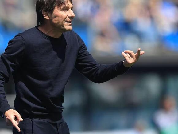 Ashley Young warns Antonio Conte appointment could be a ‘disaster’ for Manchester United