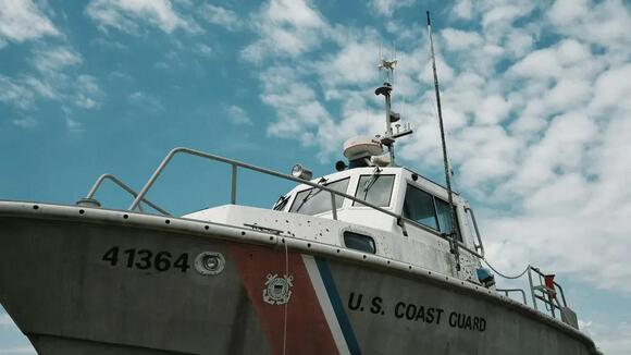 U.S. Coast Guard Completes Medical Evacuation of 81-Year-Old Cruise ...