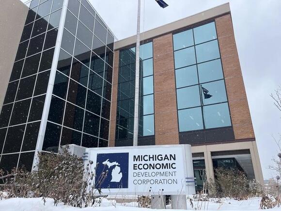 Embattled MEDC cutting up to 15% of its jobs - NewsBreak