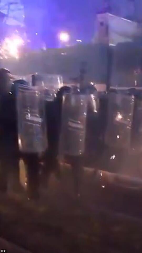More than 100 police injured as left-wing supporters riots in Turin ...