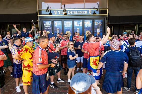 Boston bar shuts just before opening at sight of 100 England fans lined ...