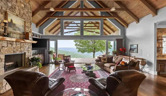 4 Secluded Properties in Tennessee Stretch Out in Exclusive Settings ...