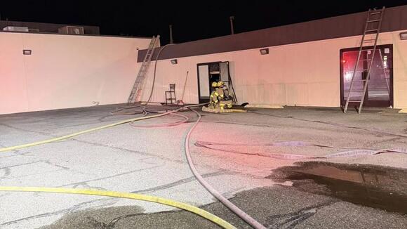 Rural Metro responds to fire at Daybreakers Cafe in the Foothills ...