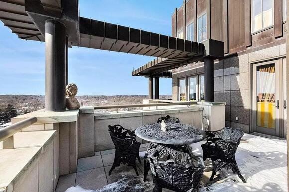 Inside The Stunning $7 Million Penthouse Overlooking Michigan Stadium ...