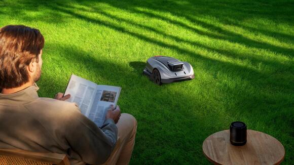Sunseeker Elite's X8 Plus Headlines Its Wire-Free Robotic Mower Lineup ...