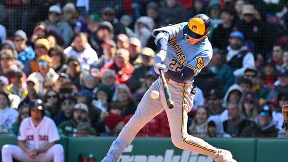 Brewers DH Christian Yelich's in Captain form with huge World Series Game 1 triple