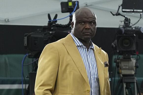 ESPN commentator raises eyebrows with NSFW story live during Pop-Tarts ...