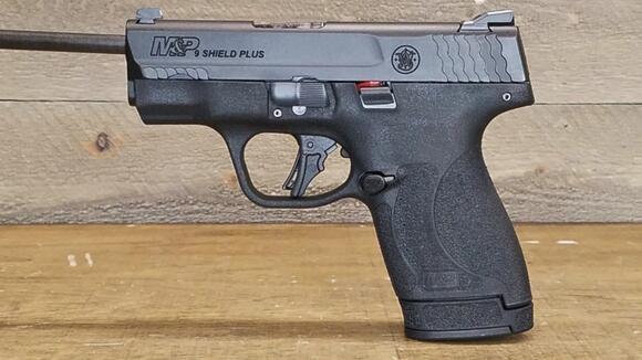 15 things people miss about the Smith & Wesson Shield Plus - NewsBreak