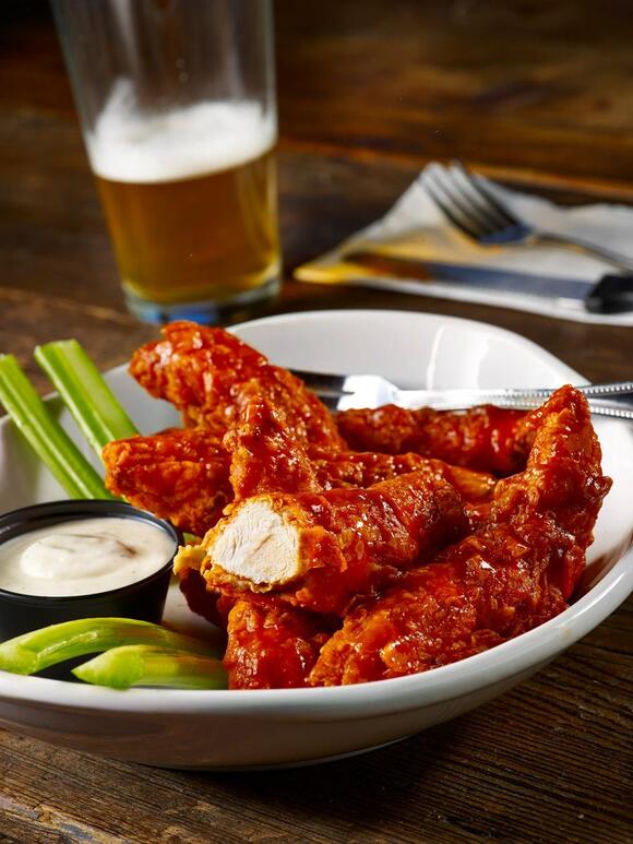 Miller&rsquo;s Ale House Opens in Mount Dora, Florida - Fun Game-Day Dining