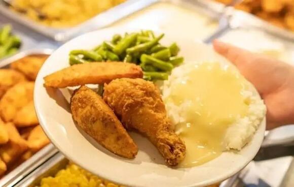 Specialty pizzas and ‘country’s best chicken’ coming to east Idaho ...