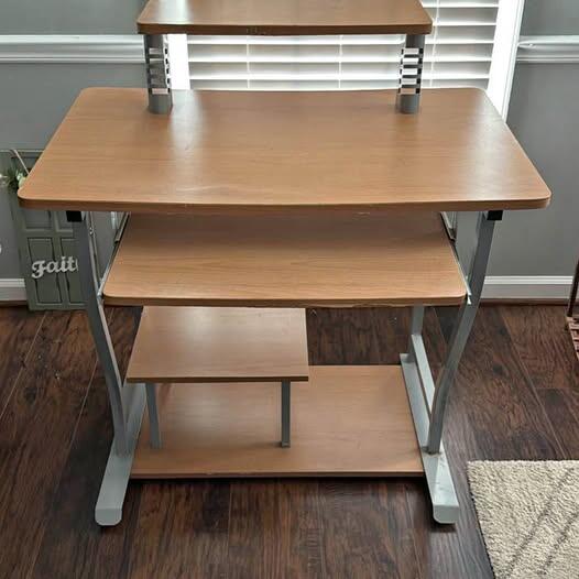 🎁 Freebies Up for Grabs in Lynchburg — Furniture, Pianos & More - NewsBreak