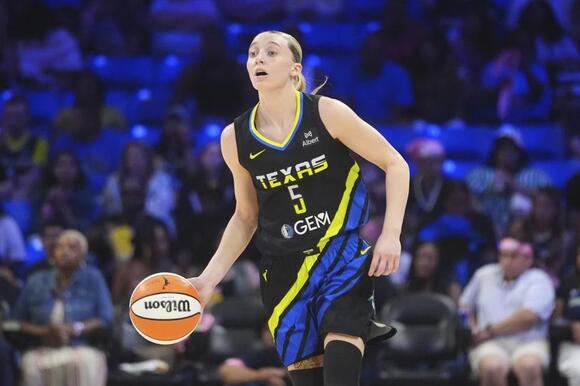 Paige Bueckers scores 44 points, sets WNBA rookie record in Dallas Wings'  loss - NewsBreak