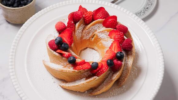 25 Party Cakes That Delay Every Goodbye Until the Last Slice - NewsBreak