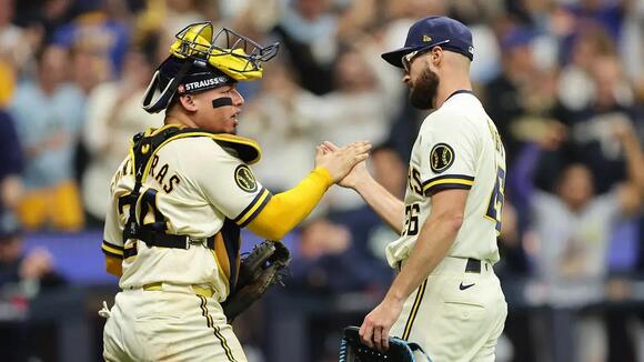 Brewers complete wild Game 2 comeback after controversial call puts them up 2-0 in World Series vs Rays