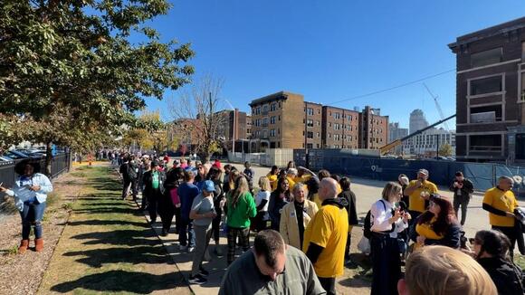 Long lines of supporters wait to see Obama at El-Sayed, Benson Detroit rally