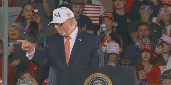 Trump promises cash payments ahead of midterms