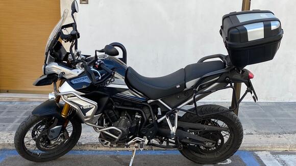 20 British motorcycles that still define open-road fun - NewsBreak