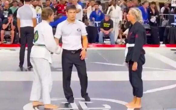 NXT Referee Vicky D’Errico Competes In Jiu-Jitsu Tournament - NewsBreak