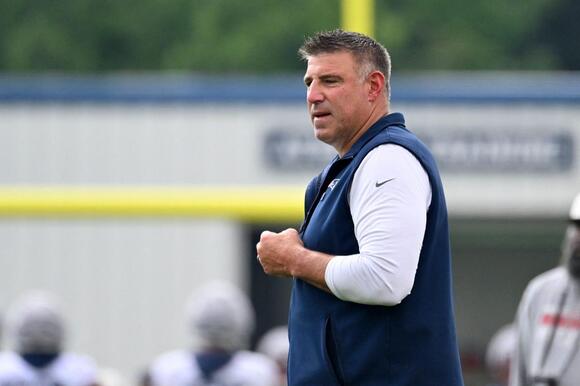 Mike Vrabel Says He Is ‘Not In Very Good Favor’ With Officials After $250,000 Fine
