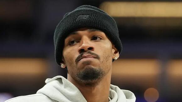 Pelicans’ Dejounte Murray -- Jeremiah Fears starting decision doesn't have a clear answer