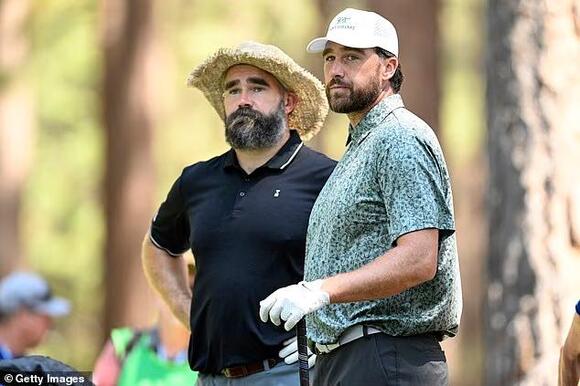 Dave Portnoy says Taylor Swift is the only reason Jason and Travis Kelce  keep raking in millions - NewsBreak