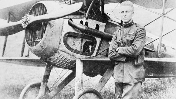 Frank Luke destroyed 14 German observation balloons in 17 days — then ...