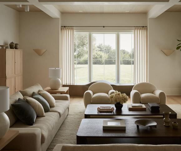 Bye-Bye, Overhead Lights – Designers Agree These Elegant Living Room ...