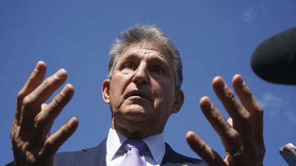 Manchin: Matthew McConaughey ‘absolutely so accurate’ on independents