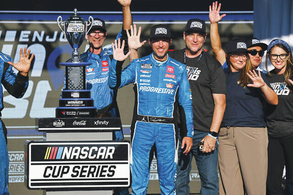 Somber week for Wallace heading into Charlotte after Hamlin s