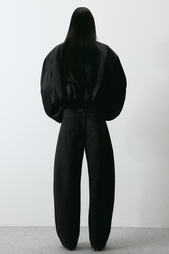 My 2026 Wardrobe Needs an Elegant Update—9 Zara and H&M Buys That Hit ...