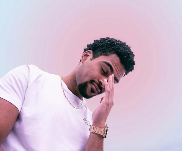 Why Cutting Your Hair Doesn't Hurt but Pulling It Does - NewsBreak