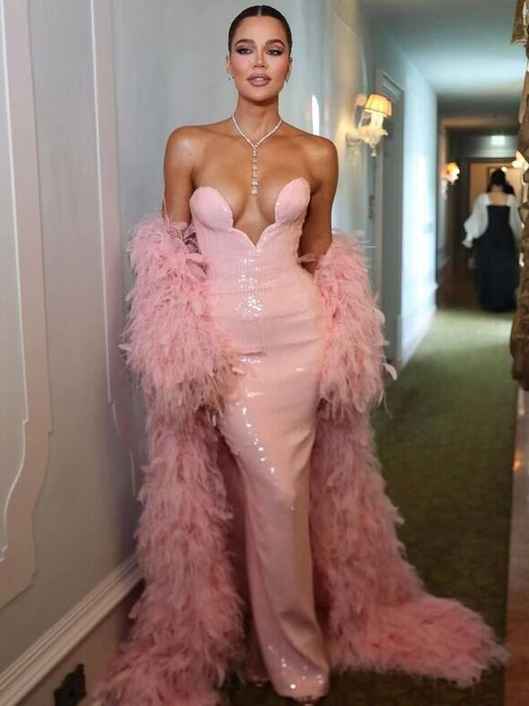 khloe kardashian pink dress bezos wedding Khloe Dress at Bezos Wedding