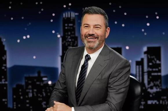 David Muir viewers say 'goodbye' as they boycott ABC after Jimmy Kimmel  suspension - NewsBreak