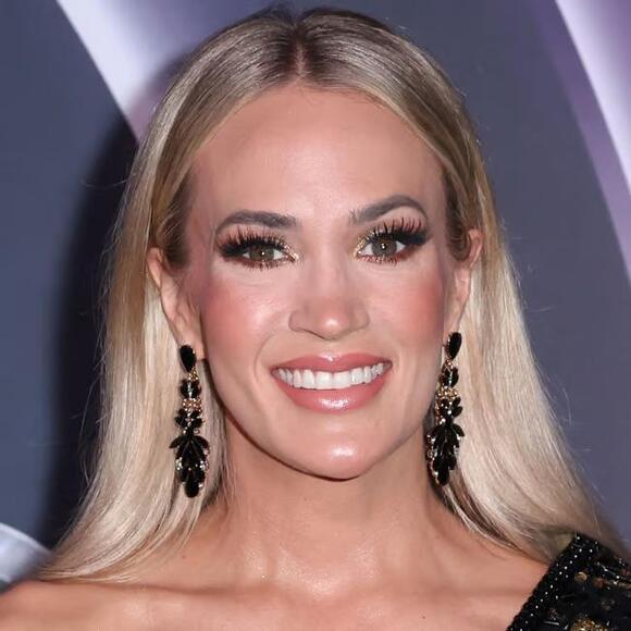 'American Idol' Fans Are Losing It Over Carrie Underwood's Huge Career