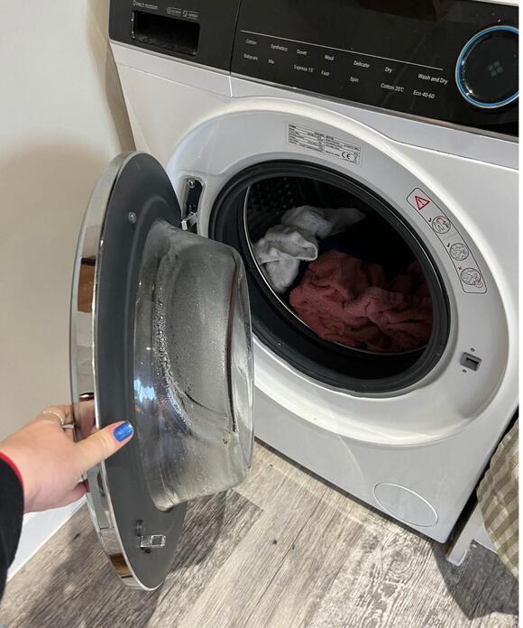 I ditched dryer sheets for this 1 cent essential oil dryer hack and