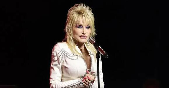 Dolly Parton: Life Without My Husband — How Country Icon is Coping With  Death of Husband Carl Dean... As She Faces Retirement as a Widow - NewsBreak