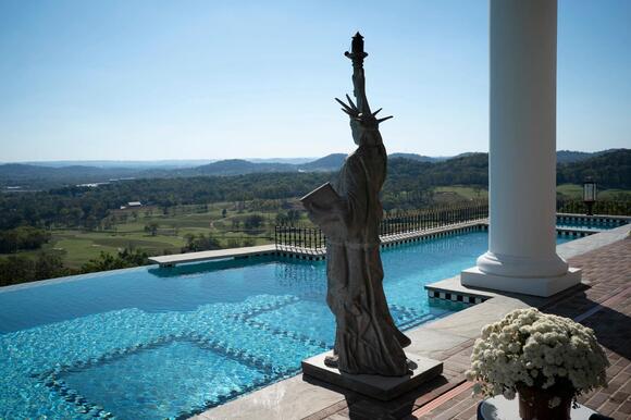 Kid Rock's Tennessee home is where the 'hood meets the woods' - NewsBreak