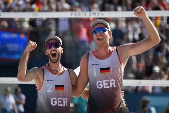 German beach volleyball duo split despite Olympic silver - NewsBreak