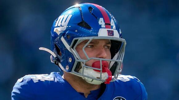 Brandon Jacobs showed Cam Skattebo exactly how to navigate Giants’ RB mess