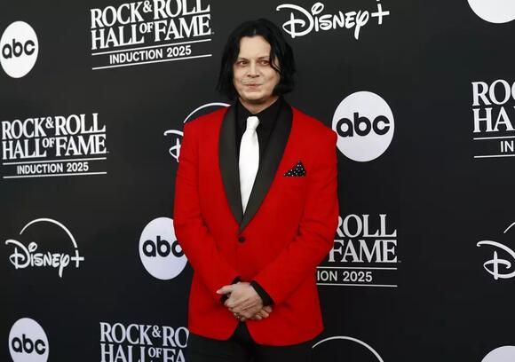 Elton John Pays Tribute to the Late Brian Wilson at Rock Hall Ceremony ...
