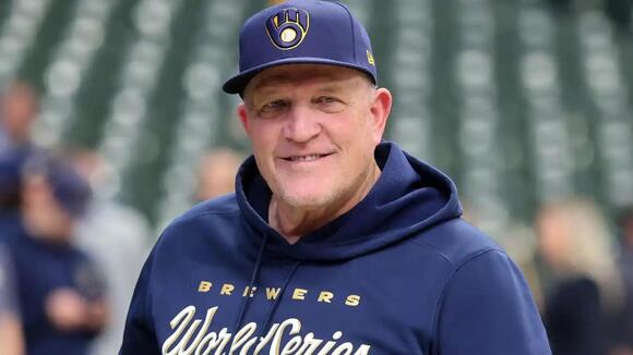 Brewers Manager Pat Murphy Reacts to Game 2 Comeback Win