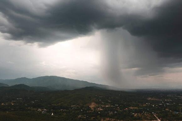 The Most Peculiar Weather Pattern Ever Seen in the U.S. - NewsBreak