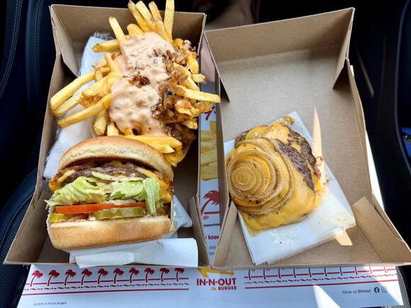 10 of the Best Fast-Food Cheeseburgers Worth Trying in 2026 - NewsBreak