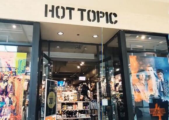 Remember Hot Topic? It Looks Like It’s Coming Back to Missoula - NewsBreak