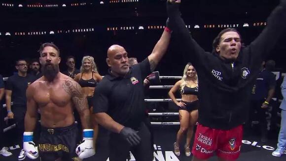 “W Racism”: Fans React as Paul Miller, Aka “GypsyCrusader,” Wins Boxing ...