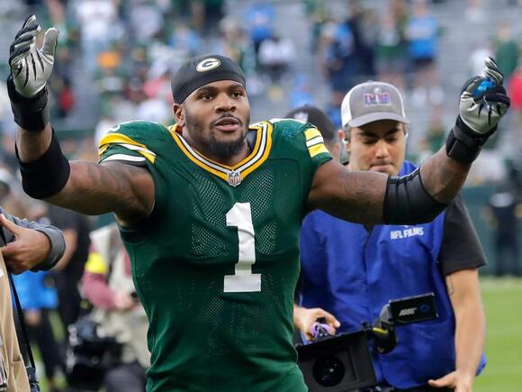How to Listen to Commanders-Packers: Radio Stations, Date, Time, More for Week 2 TNF Game - NewsBreak