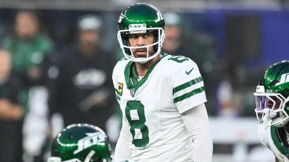 Steelers bring back Aaron Rodgers’ former Packers target after Chargers ...